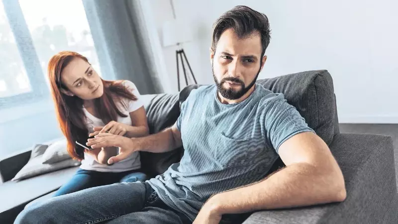 Kırılgan Maskülenlik: Erkeklerin Sürekli Onay Arayan Yeni Sendromu ve İlişkilerde Yol Açtığı Sorunlar