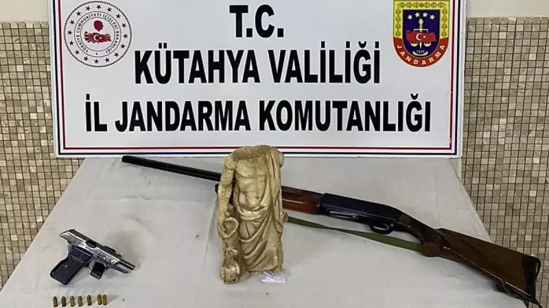 Kütahya'da Tarihi Operasyon: 2500 Yıllık Antik Heykel Ele Geçirildi!