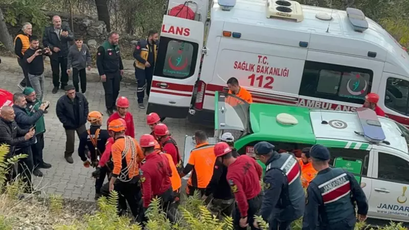 Köylülerin Kaygı Dolu Arayışı Son Buldu: Yaşlı Adamı Ayağındaki Ayakkabı İzleriyle Buldular!