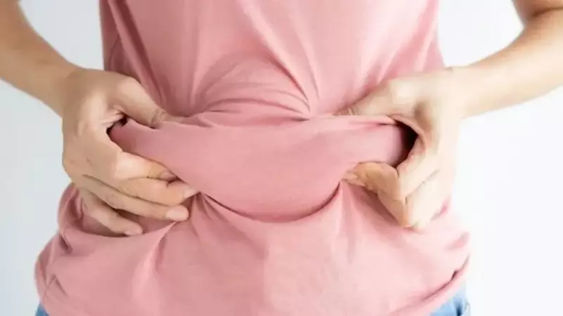 Lipödem mi, İnatçı Yağlar mı? Gerçek Nedeni ve Kalıcı Çözüm Yöntemleri