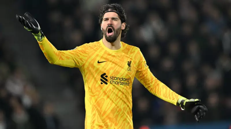 Liverpool'da Sakatlık Kabusu: Alisson Becker En Az 2 Hafta Sahalardan Uzak!