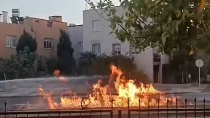 Mersin'de Akıl Almaz İhmal: Doğalgaz Kaçağı Olan Yerde Sigara Yaktı, Yangın Çıkardı!