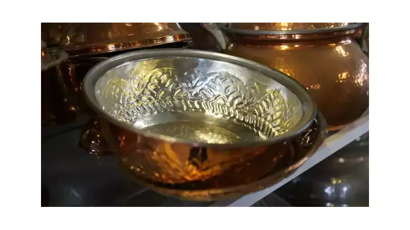 Mutfaklarımızdaki Sessiz Tehlike: Bakır Kaplar Sağlığınızı Tehdit Ediyor!