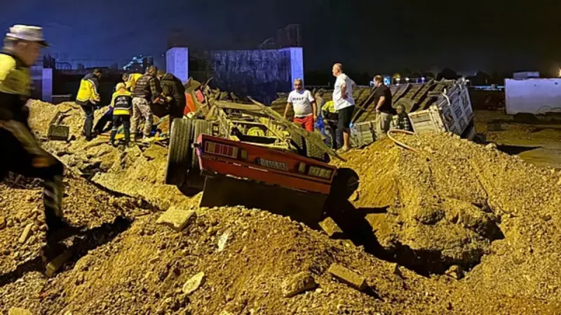 Nar Yüklü Tırın Kontrolden Çıkışı: İnşaat Alanında Yaşanan Korkunç Kaza ve Yaralı