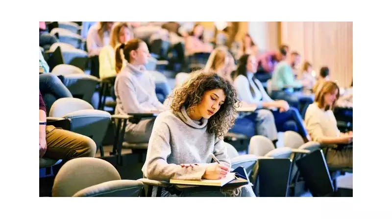 Üniversitede 3 Yıl Tartışması Çözüldü: Asıl Önemli Olan Süre Değil, Kaliteli Müfredat!