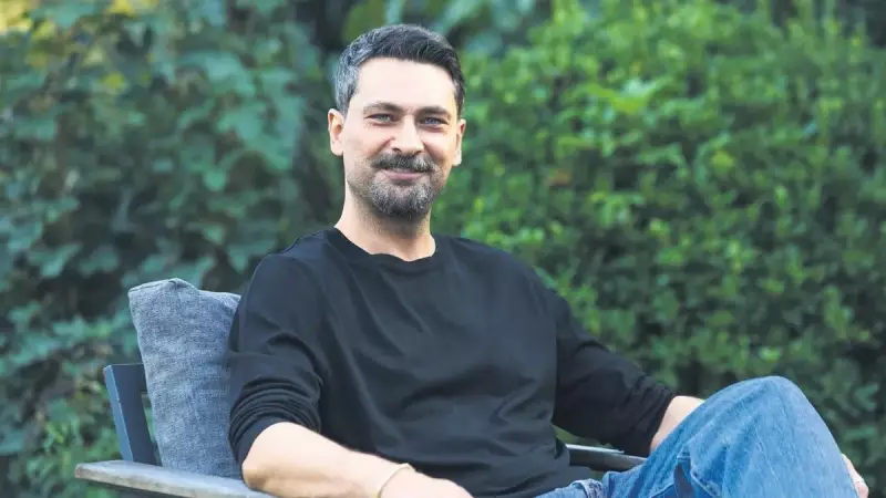 Onur Tuna'dan Gençlere Altın Öğüt: Popülerlik Sizi Kandırmasın, Gerçek Olanın Peşinden Gidin!