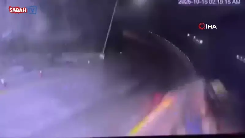 Pakistan'da Korkunç Kaza: Kamyon Uçuruma Yuvarlandı! 15 Can Gitti, 8 Yaralı