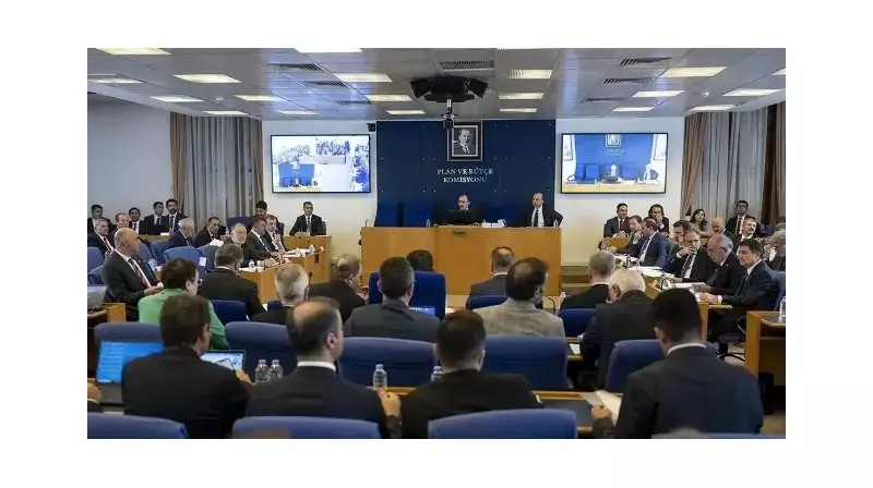 Rayiç Bedel Fırtınası: Maaşlar ve Emekli Maaşları İçin Kritik Karar Genel Kurul'da!