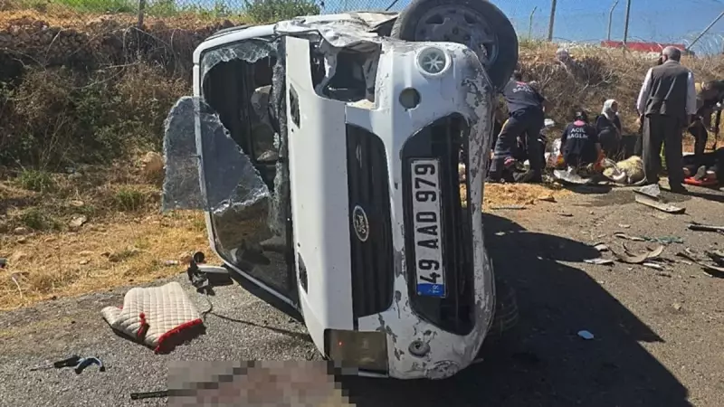 Şırnak'ta Feci Kaza: Hafif Ticari Araç ile Otomobil Çarpıştı, 8 Kişi Yaralandı!