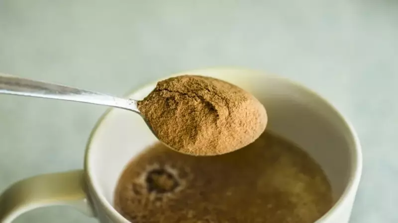 Sadece 1 Kaşık Bu Doğal Karışım Eklem Ağrılarını Yok Ediyor! Vücudu Baştan Aşağı Yeniliyor