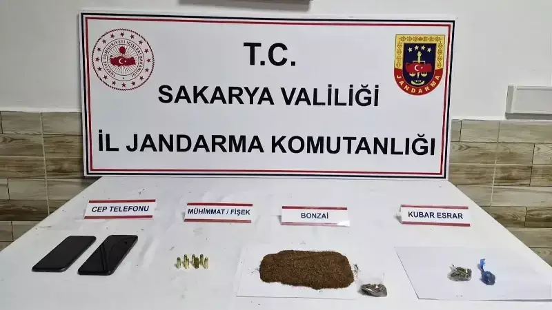 Sakarya'da Karanlık Ağ Çökertildi: Uyuşturucu Operasyonunda 12 Gözaltı!