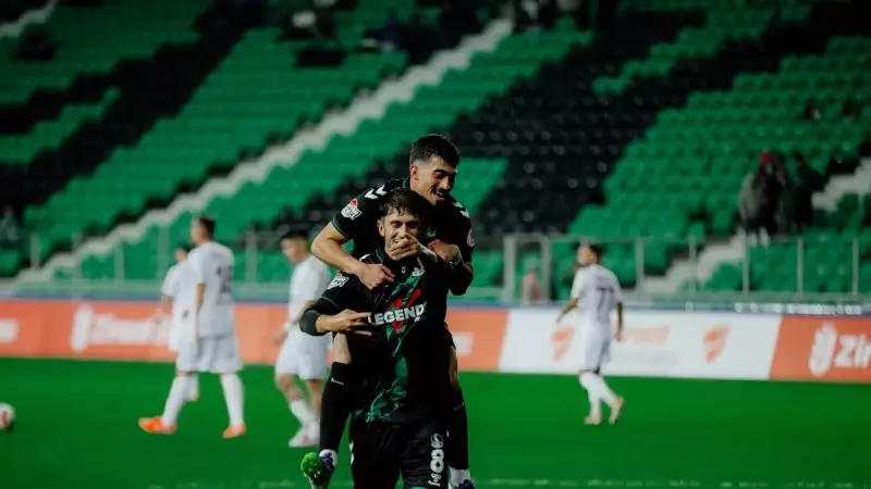 Sakaryaspor, Türkiye Kupası'nda Fırtına Gibi Esti: 4 Golle Adeta Rüzgar Gibi Geçti!