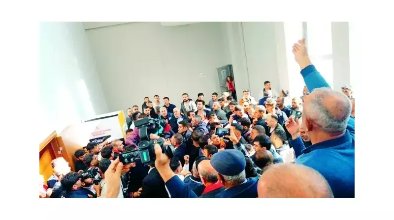 Siyaset Arenasında Gergin Kongreler: Muhalefet ve İktidar Kulisleri Kıyasıya Mücadeleye Döndü!