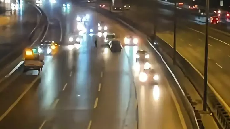 İstanbul TEM Otoyolu'nda Korkutan Kaza: Araçlar Yol Ortasında Can Pazarı Yaşattı!
