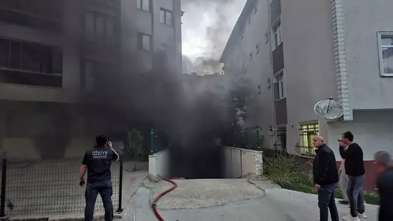 İstanbul'da Apartmanda Patlama ve Yangın: İtfaiye 9 Kişiyi Zorlu Operasyonla Kurtardı!