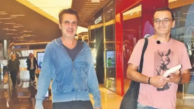 Teoman'dan Unutulmaz Bir Akşam: Sahnedeki Enerji ve Müzik Şöleni Herkesi Büyüledi!