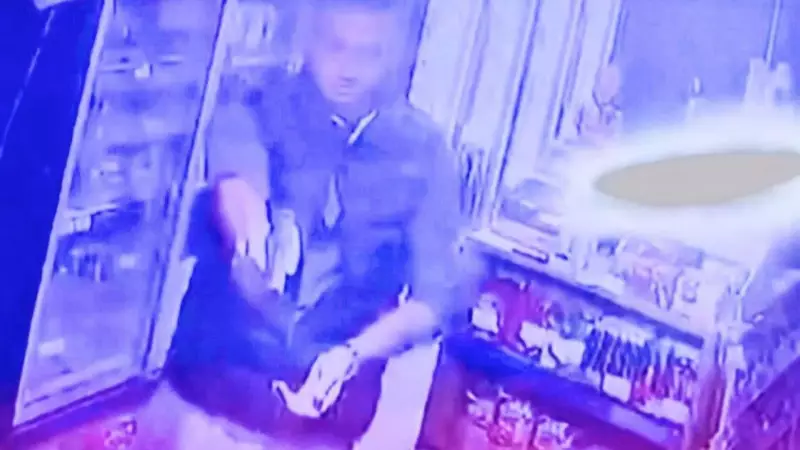 Uzman Çavuşu Öldürüp Aracını Çaldılar! Polislere Ateş Açarak Kaçtılar - İstanbul'da Kanlı İsyan