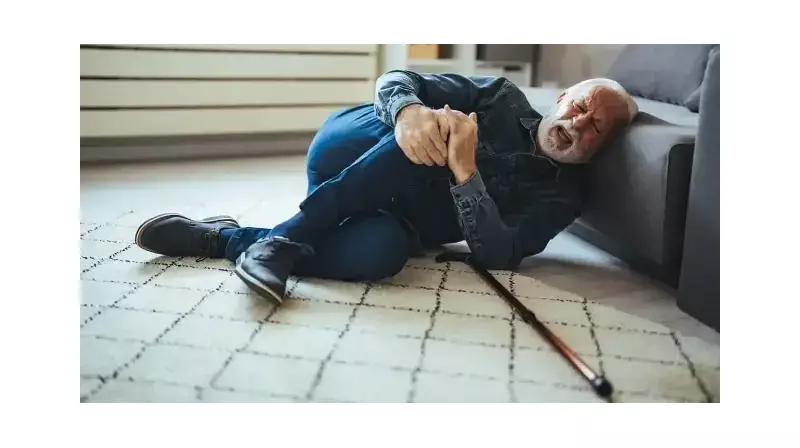 Yaşlılarda Düşme Korkusu Gerçeğe Dönüşüyor: İşte Hayat Kurtaran Önlemler