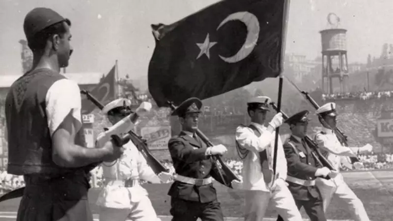 Yıldız Tilbe'nin Gözleri Bu Kez Mutluluktan Doldu: Türkiye'nin Dört Bir Yanından Gelen Haberler Kalpleri Isıttı!