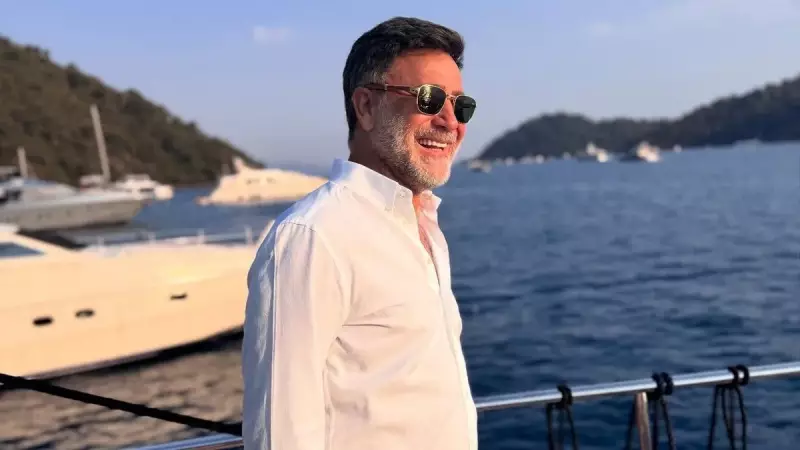 İzzet Yıldızhan'dan Ailecek Maç Keyfi! Oğulları ve Geliniyle Tribünlerde Coşku Dolu Anlar