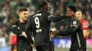 Beşiktaş, Tümosan Konyaspor'u 2-0 Mağlup Etti! Semih ve Muleka'dan Kritik Goller