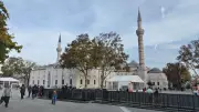 Beyazıt Camii Yanında Konser! Tepkiler Alevlendi: 'Kutsal Mekanın Huzurunu Bozmayın'