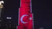 Burj Halifa Türk Bayrağıyla Işıl Işıl! 29 Ekim'de Dubai Göklere Türk Renkleri Yansıtıldı