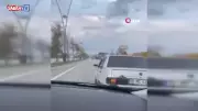 Bursa'da Trafik Dehşeti: Sürücünün Önünü Kesme Anları Kamerada!