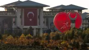 Cumhurbaşkanlığı Külliyesi'nde Renkli ve Hareketli Sıcak Hava Balonu Şöleni!