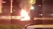 Denizli'de Park Halindeki Araç Alev Alev Yandı! İşte Çarpıcı Görüntüler