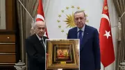 Devlet Bahçeli'den Cumhurbaşkanı Erdoğan'a 29 Ekim'de Tarihi Hediye: Anlam Yüklü Bir Jest