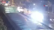 Güvenlik Kamerasına Yansıyan Acı Kaza: 21 Yaşındaki Genç Hayatını Kaybetti