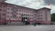Şok Edici Okul Olayı: Özel Eğitim Öğrencisinden Makaslı Saldırı!