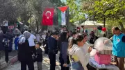 İzmir'de Gazzeli Kardeşlerimize Sıcacık Bir Destek: Hayır Çarşısı Kuruldu!