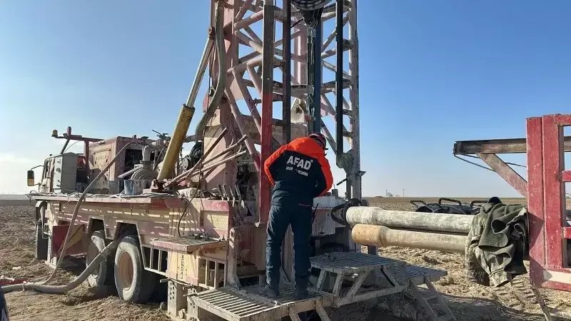 Aksaray'da Sondaj Kazası: İbrahim Yaşar'ın Kolu Makineye Kapıldı