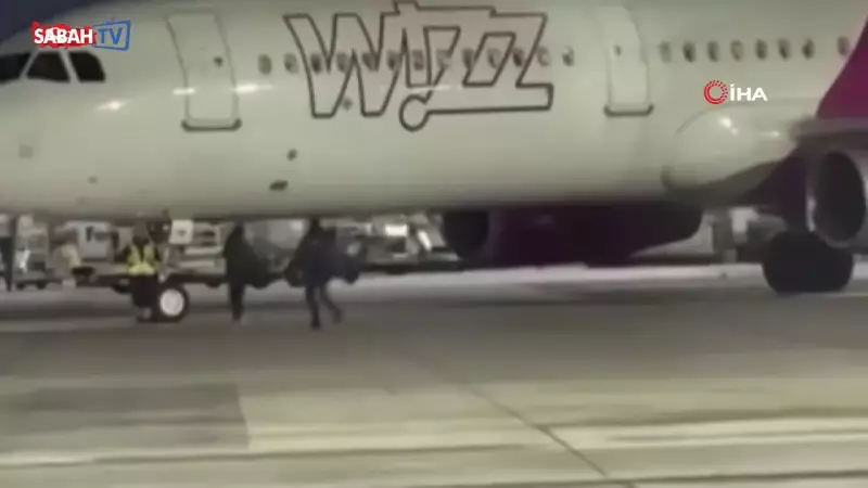 Almanya'da Uçak Kaçırmak İsteyen 2 Yolcu Pistte Yakalandı