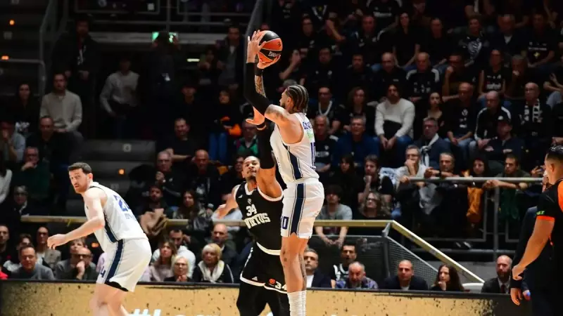 Anadolu Efes, EuroLeague'de Virtus Bologna'ya 99-89 mağlup oldu