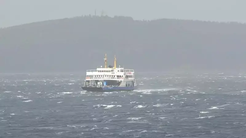 Çanakkale'de Fırtına Alarmı: Gökçeada Feribot Seferleri İptal