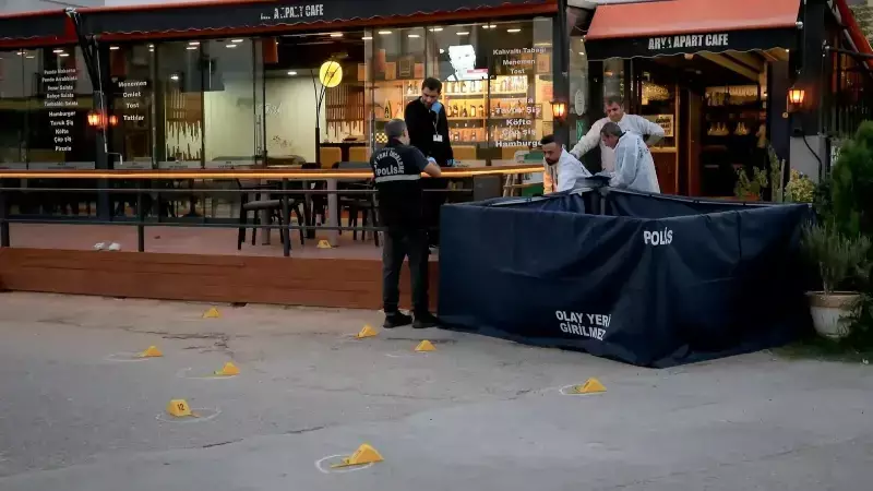 Antalya'da Aile Kavgası: 22 Mermi ile Barış Girişimi Kanla Bitti