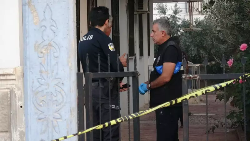 Antalya'da Polis Memuru Eşi ve 2 Çocuğunu Öldürdü