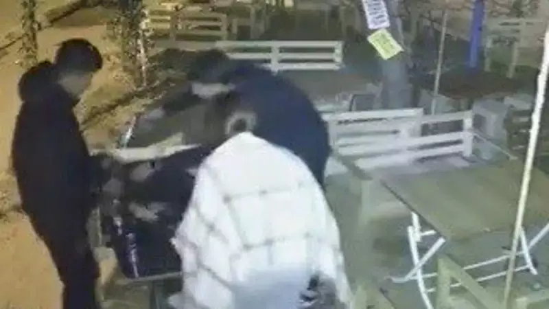 Aydın'da Kafede Kurusıkı Tabancayla Şaka: 1 Gözaltı