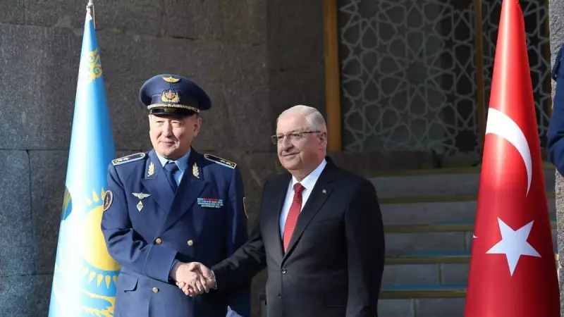 Bakan Güler, Kazakistan Savunma Bakanı Kosanov'u Ankara'da Ağırladı