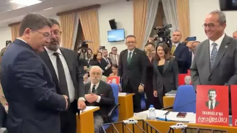 Bakan Tunç'tan CHP'ye Beyaz Toros Cevabı: 90'lı Yılların Sembolü