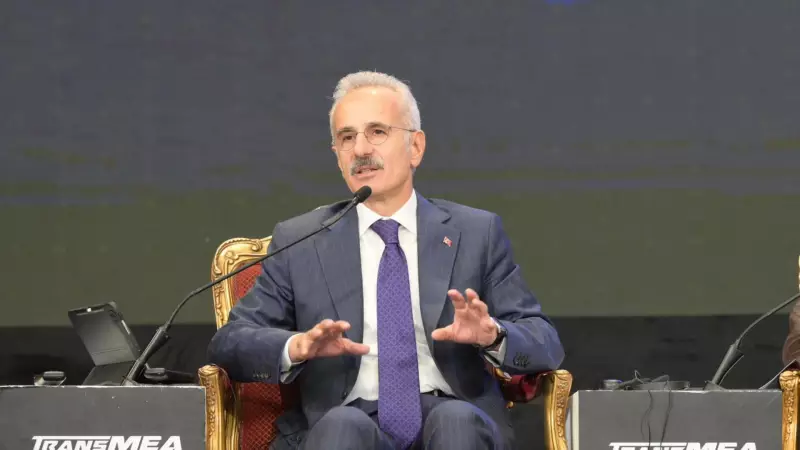 Bakan Uraloğlu Mısır'da Türkiye'nin Ulaştırma Vizyonunu Açıkladı