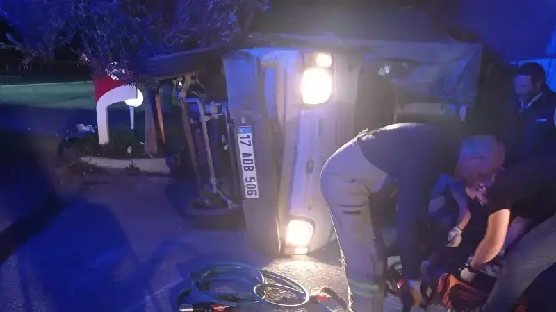 Balıkesir'de Kamyon-Kamyonet Çarpışması: 1 Ölü, 1 Ağır Yaralı