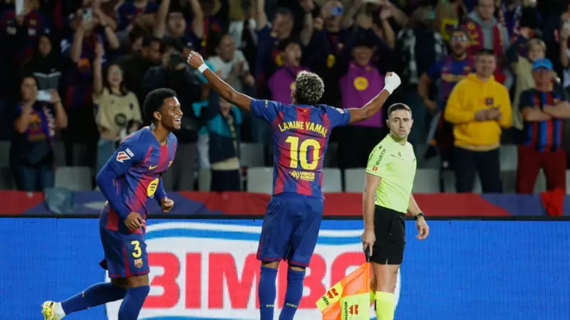 Barcelona, Elche'yi Devirerek Liderliğini Sürdürdü! Lewandowski ve Depay'dan Muhteşem Gösteri