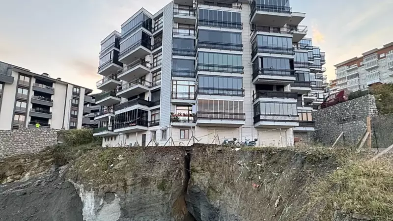 Bartın'da Toprak Kayması: 70 Kişi Tahliye Edildi