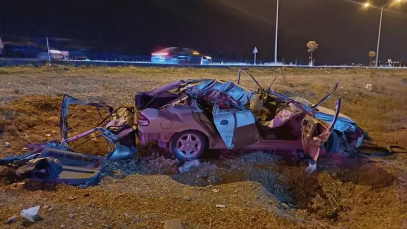 Batman'da Feci Kaza: TIR'a Çarpan Otomobilde 2 Çocuk Hayatını Kaybetti