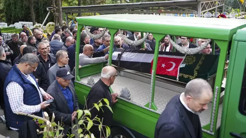 Beşiktaş'ın Eski Asbaşkanı Levent Erdoğan Son Yolculuğuna Uğurlandı