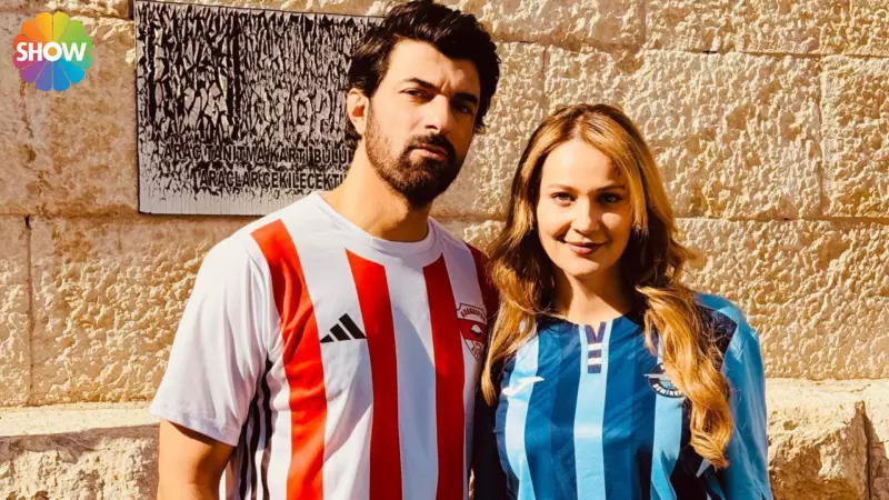 Bereketli Topraklar Oyuncuları Adana Formalarıyla Poz Verdi